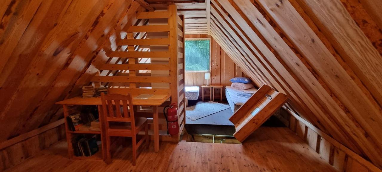Atsikivi Puhketalu Hotel Häädemeeste Eksteriør billede