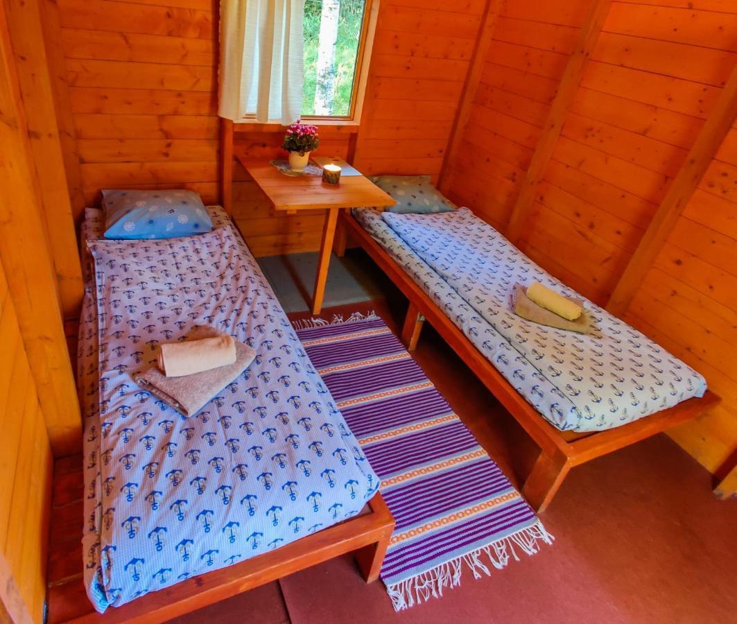 Atsikivi Puhketalu Hotel Häädemeeste Eksteriør billede