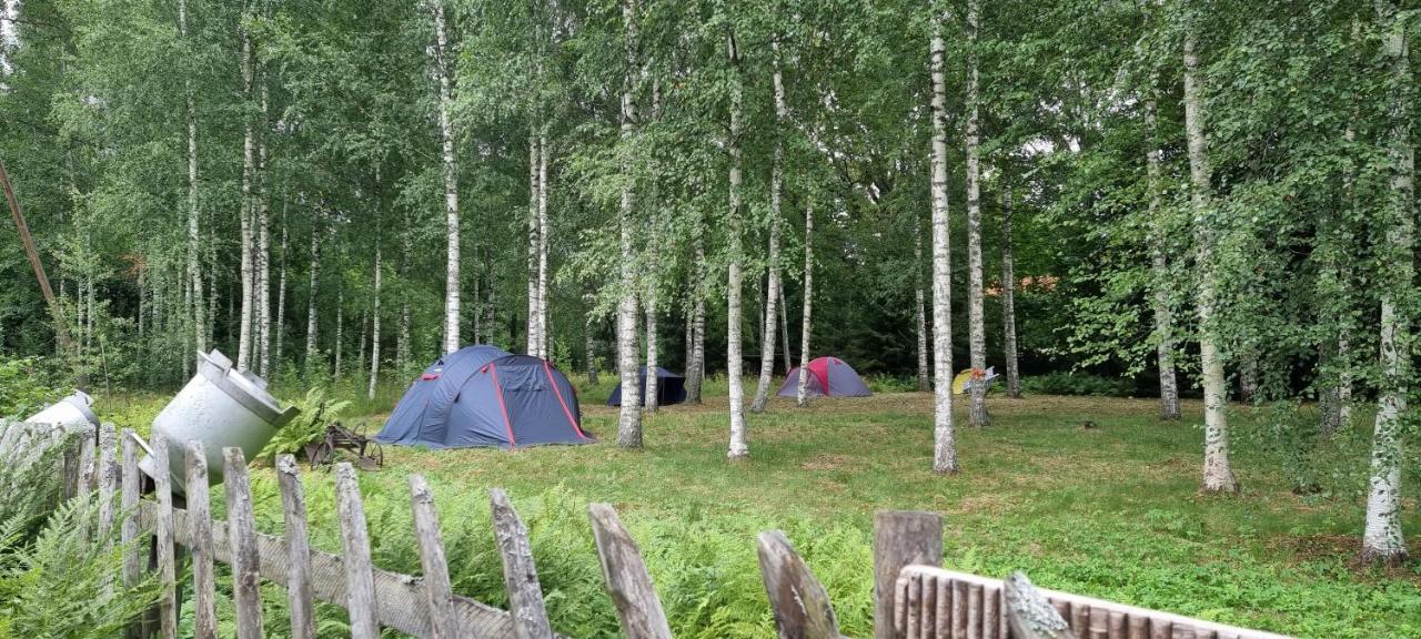 Atsikivi Puhketalu Hotel Häädemeeste Eksteriør billede